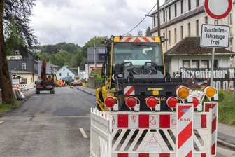 Großbaustelle im Erzgebirge: So leidet ein ganzes Dorf - Großbaustelle B 95 in Bärenstein: Die Arbeiten im ersten Bauabschnitt sind fast abgeschlossen. Der zweite soll nach jetzigem Zeitplan kommende Woche starten.