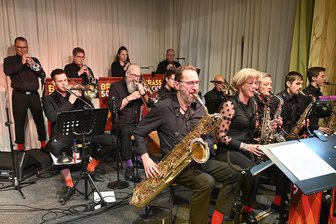 Große Ehre für Big Band aus dem Vogtland: Die Brass Socks spielen bei einem der größten Musikfestivals Deutschlands - Die Brass Socks sorgen seit fünf Jahren bei Konzerten für Stimmung.
