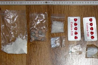Große Mengen Drogen und Geld sichergestellt - mutmaßlicher Dealer in Haft -