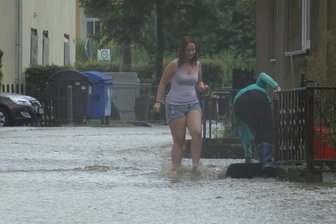 Großeinsatz für Feuerwehren nach Unwettern in Königswalde - Nach einem Unwetter am Samstag in Königswalde wurden die Kameraden der Feuerwehren an etwa 40 Einsatzstellen gebraucht.
