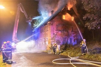 Großeinsatz in Weipert: Feuerwehren aus dem Erzgebirge unterstützen Kameraden in Tschechien -