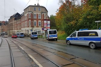Großeinsatz: Razzia in Plauen - An der Oelsnitzer Straße/ B 92 in Plauen lief am Mittwoch eine Polizeirazzia.