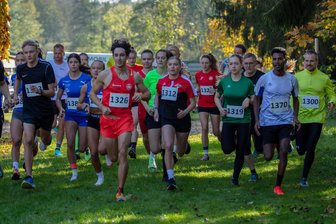 Großer Andrang am Mittelpunkt Sachsens: Mehr als 250 Teilnehmer zu Cross-Landesmeisterschaft in Naundorf erwartet - Sachsens Crossläufer machen sich am Samstag wieder auf den Weg zum Mittelpunkt Sachsens.