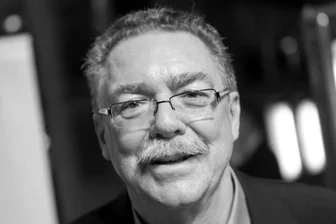Großer deutscher Theatermann: Wolfgang Engel ist tot - Wolfgang Engel, einer der wichtigsten deutschen Theaterregisseure ist tot. Er starb am 7 März 2025 im Alter von 81 Jahren.