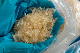 Großer Drogenfund bei Wohnungsdurchsuchung in Chemnitz - Bei einer Wohnungsdurchsuchung in Chemnitz fand die Kriminalpolizei unter anderem Crystal Meth.
