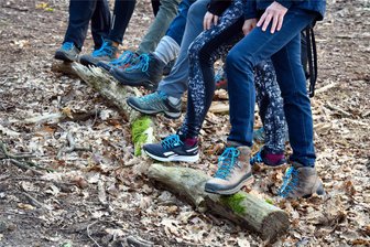 Großer Familienwandertag mit der Volkssolidarität in Plauen - Die Wanderschuhe können geschnürt werden. Die Volkssolidarität lädt zur Familienwanderung ein.