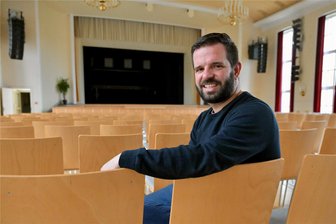 Großer Kabarett-Abend steigt in Oelsnitz - Christian Vogel, Leiter des Sachgebiets Kultur der Stadt Oelsnitz, lädt ein zum Kabarett-Abend.