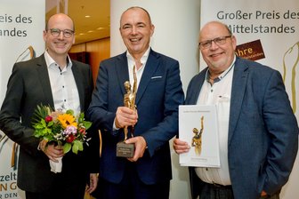 Großer Preis des Mittelstands geht nach Markneukirchen - Die Sieger von Buffet Crampon: Prokurist Volkmar Kühnle, Geschäftsführer Volker Voigt, Prokurist Jochen Keilwerth (v. l.).