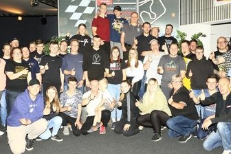Großes Dankeschön in kleinen Flitzern - Das Dankeschön-Kart des MC Grünhain hat Tradition. 