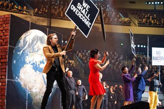 Großes Mitmach-Projekt für Kulturhauptstadt: Chemnitzer Kirchen bringen Martin Luther King auf die Bühne - Das Chormusical 'Martin Luther King' wird eines der größten Projekte der Kirchen in Chemnitz sein. Die Aufführung ist für das Frühjahr 2025 geplant.