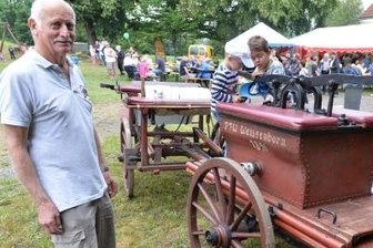 Großes Treffen am alten Spritzenhaus in Weißenborn - 