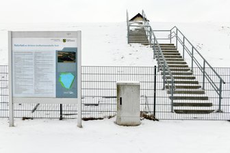 Großhartmannsdorf will Parkgebühren am Badeteich kassieren - Der Parkplatz Großer Teich in Großhartmannsdorf soll Parkscheinautomaten erhalten.
