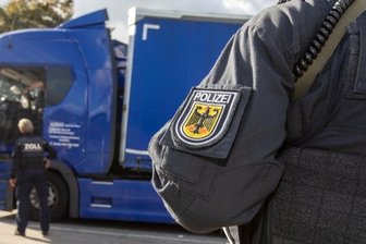 Großkontrolle an der A 72 bei Großzöbern deckt viele Verstöße auf - 