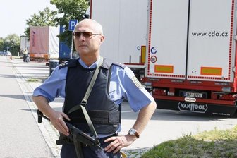 Großkontrolle auf der A4 - 