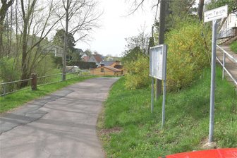 Großschirma: Straße am Teich in Reichenbach soll endlich gebaut werden - Die Straße Am Teich in Reichenbach soll jetzt endlich saniert werden.
