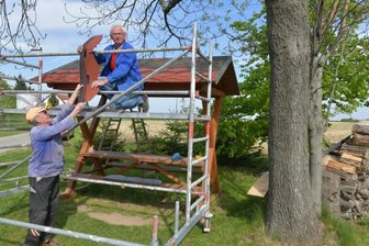 Großschirmaer kümmern sich um Rastplatz - 