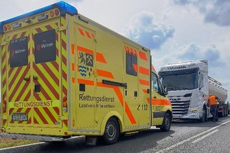 Großvoigtsberg: Bundesstraße nach Unfall gesperrt - Bei einem Unfall auf der B 101 gab es einen Verletzten.