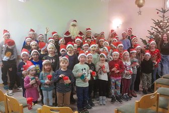 Großwaltersdorfer laden 50 Kinder in die Wichtelstube ein - Die Weihnachtswichtelstube war im Vereinshaus Großwaltersdorf sehr gut besucht.