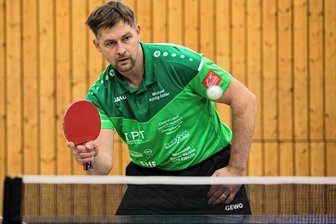 Grün-Weiße rutschen ab - Michael König-Stiller erkämpfte in Freiberg zwei Punkte für die Langenstriegiser. Seine Mannschaftskollegen patzten dagegen.