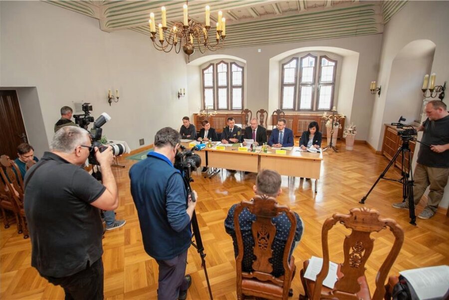 Grüne und SPD kritisieren Sicherheitsgipfel in Plauen - Pressekonferenz nach dem Plauener Sicherheitsgipfel im Rathaus.