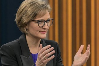 Grünen-Chefin Franziska Brantner: Steuersenkungen auf Pump machen wir nicht mit - Ein paar Sympathiebekundungen von Schwarz-Rot reichen Grünen-Chefin Franziska Brantner nicht.