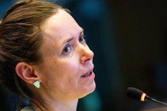 Grünen-Europaabgeordnete Cavazzini bereut ihr Votum zu Mercosur: „Mehrheit mit Rechtsextremen bedauere ich zutiefst“ - Anna Cavazzini bei einer Sitzung des EU-Ausschusses für Binnenmarkt und Verbraucherschutz im Januar 2025 in Brüssel.