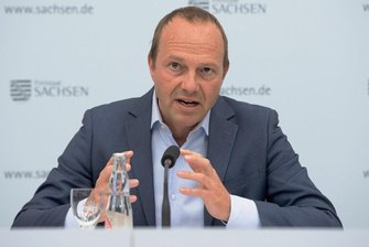 Grünen-Politiker Günther gegen Impfpflicht -