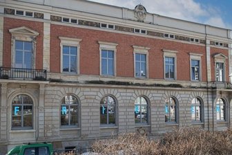 Grundschüler setzen Zeichen -