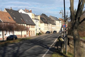 Grundsteuer in Geringswalde wird nicht verändert - Wie hier an der Leipziger Straße können Eigentümer mit der Fortschreibung aktueller Hebesätze rechnen.