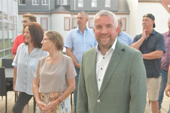 Grundsteuer: Was die Oederaner erwartet - Bürgermeister Steffen Schneider und der Stadtrat haben die neuen Hebesätze beschlossen.