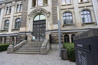 Grundsteuer wird zur digitalen Mammutaufgabe: 1000 Anrufe täglich beim Zwickauer Finanzamt - Die Grundsteuer beschäftigt im Zwickauer Finanzamt derzeit viele. 