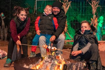 Gruselspaß vor Halloween lockt Besucher in den Freizeitpark Plohn -