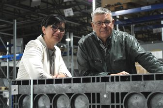 Günter Busch verabschiedet sich: Unternehmer aus Geringswalde verkauft Betrieb - Mandy Thieme wird ab Januar die Standortleitung für die neu gegründete Gesellschaft übernehmen, Günter Busch verabschiedet sich in den Ruhestand.
