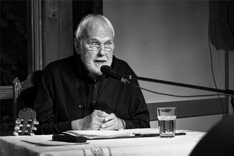 Gunther Emmerlich ist tot: Das ist sein letzter Weihnachtswunsch - Gunther Emmerlich begeisterte sein Publikum mehrere Jahrzehnte. Sein Trumpf: die Vielfalt.