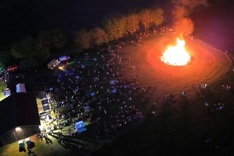Gute Laune in der Walpurgisnacht: Die Hexenfeuer in Dittersbach und Mittweida - 