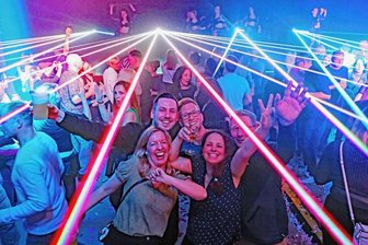 Gute Stimmung bei Tanznacht - 