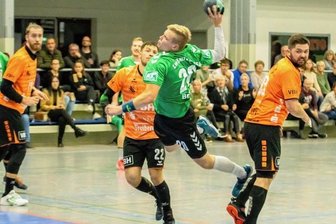 Guter erster Halbzeit folgt ernüchternde zweite - Im Hinspiel hatten die Zwönitzer - am Ball Max Briest - den LHV noch besiegt, im Rückspiel gab es nun aber auf die Mütze.