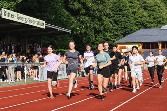 Gymnasiasten aus Schwarzenberg laufen und schwitzen für den guten Zweck - Gymnasiasten des Schwarzenberger Brecht-Gymnasiums rannten für den guten Zweck.