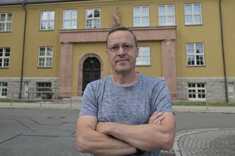 Gymnasien in Zwickau gehen erstmals nicht leer aus aber Förderschulen verlieren Sozialarbeiter - Ist das fair? - Robert Hermann, Schulleiter der Förderschule Mosel, verliert seine Sozialarbeiterin. Ihm sei es schlecht gegangen, als er das erfahren hat.