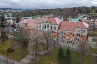 Gymnasium Auerbach zeigt Wege zum Beruf - Im Goethe-Gymnasium findet eine Berufsmesse statt.
