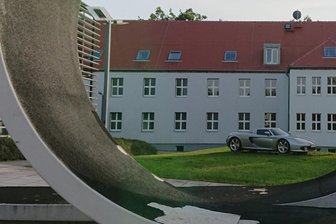 Hände weg vom Steuer - Forschung erst auf Level zwei - Bei der WHZ steht das Auto im Mittelpunkt. Doch der Blick auf Fahrzeuge wandelt sich gerade. 