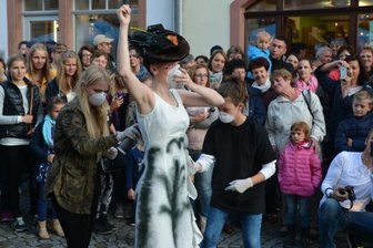 Händlerherbst: Erneut Tausende Besucher erwartet - Szene in der Innenstadt zum Händlerherbst 2015.
