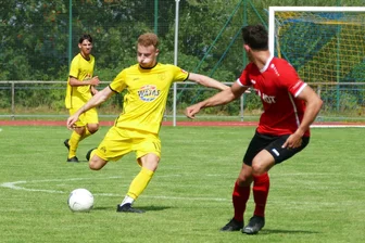 Härtetest der Marienberger Landesliga-Fußballer legt Defizite offen - Erst spät konnte Tommy Barthold mit seinem Doppelpack für den FSV Motor Marienberg Ergebniskosmetik betreiben.
