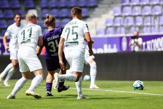 Härtetest zu Hause: Erzgebirge Aue gewinnt gegen polnischen Erstligisten - Marvin Stefaniak trifft zum 1:0 im internationalen Testspiel gegen Slask Breslau. 