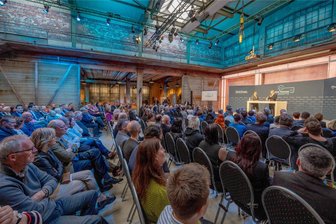 „Hätte mir härtere Diskussionen erhofft“: So fanden die Zuschauer den Auftritt des Bundeskanzlers in Chemnitz - Rund 270 Gäste verfolgten die „Freie Presse“-Debatte vor Ort. Viele weitere im Livestream.