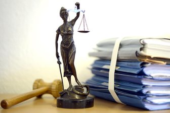 Haftbefehl gegen mutmaßlichen Volksverhetzer - 