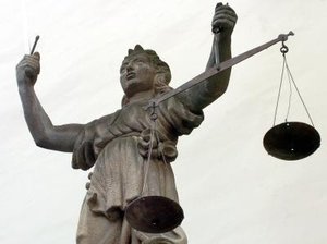 Haftbefehl mit Fluchtgefahr begründet -