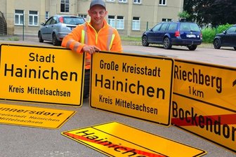 Hainichen verkauft alte Ortsschilder -