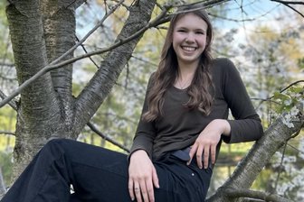 Hainichen: Warum eine junge Sängerin mit dem Männerchor Oberschöna auftritt - Annina Eger aus Dresden tritt am Sonntag mit dem Männerchor Oberschöna in Hainichen auf.