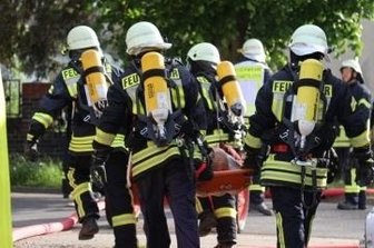 Hainichener Wehr probt Ernstfall - Die Hainichener Wehren übten unter realen Bedingungen. 